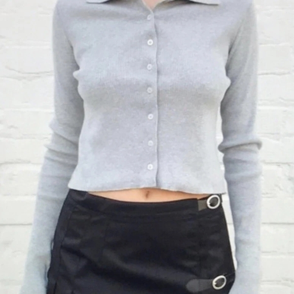 Brandy Melville Light Gray Cardigan - Picture 4 of 6